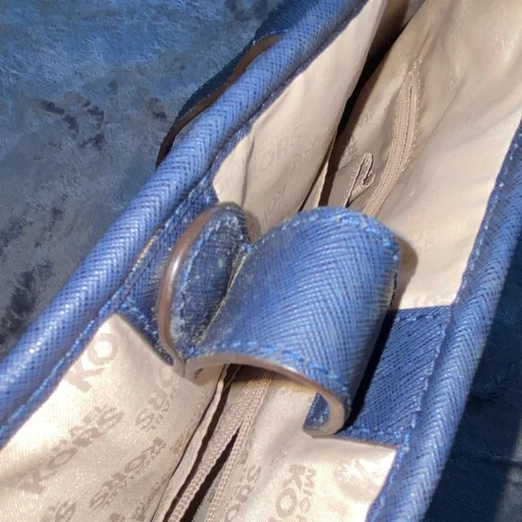 Michael Kors Navy Jet Set Travel Medium Tote Purse MK 13.5" x 4.5" x 12" - Picture 7 of 12